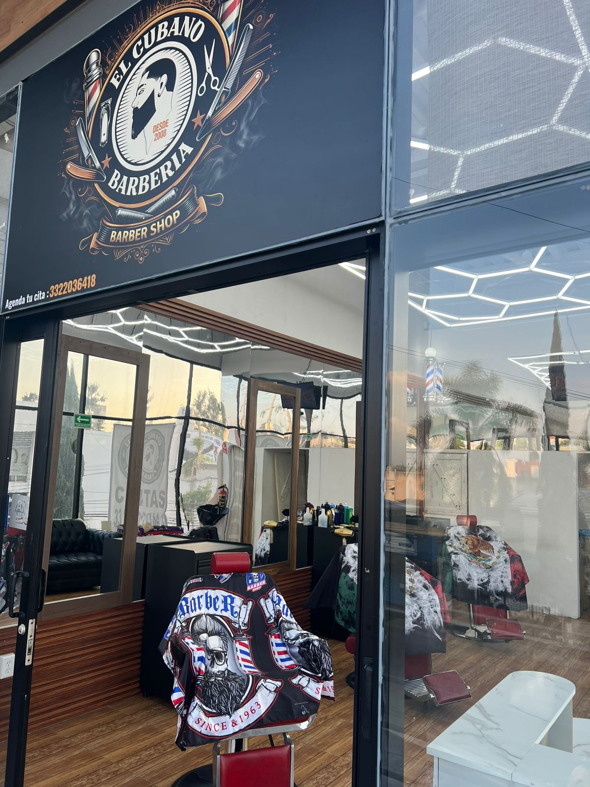 Corte moderno de cabello en Barbería El Cubano, Zapopan