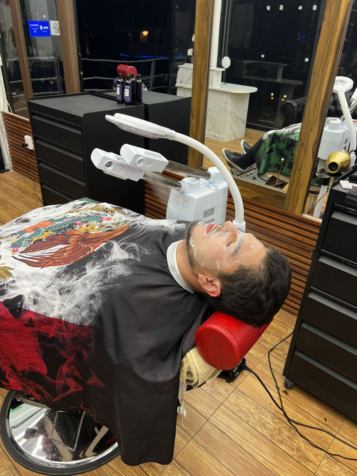 Tratamiento facial mascarilla en Barbería El Cubano, Zapopan